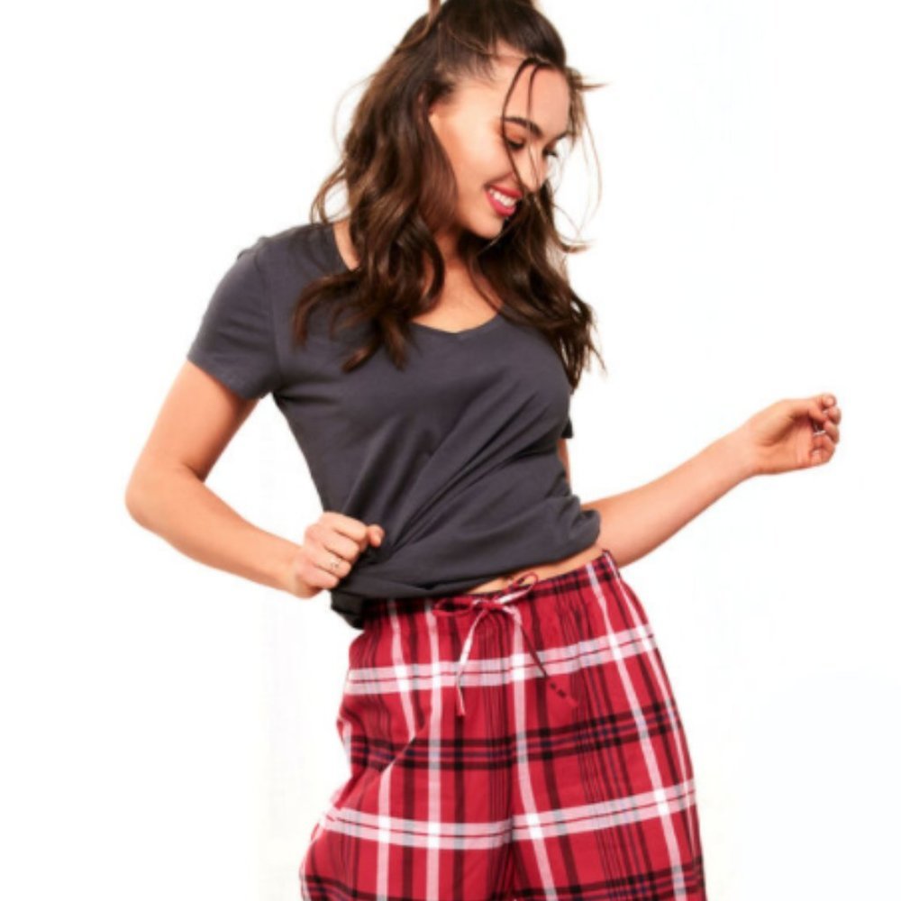 *La Senza Red V Neck T-Shirt